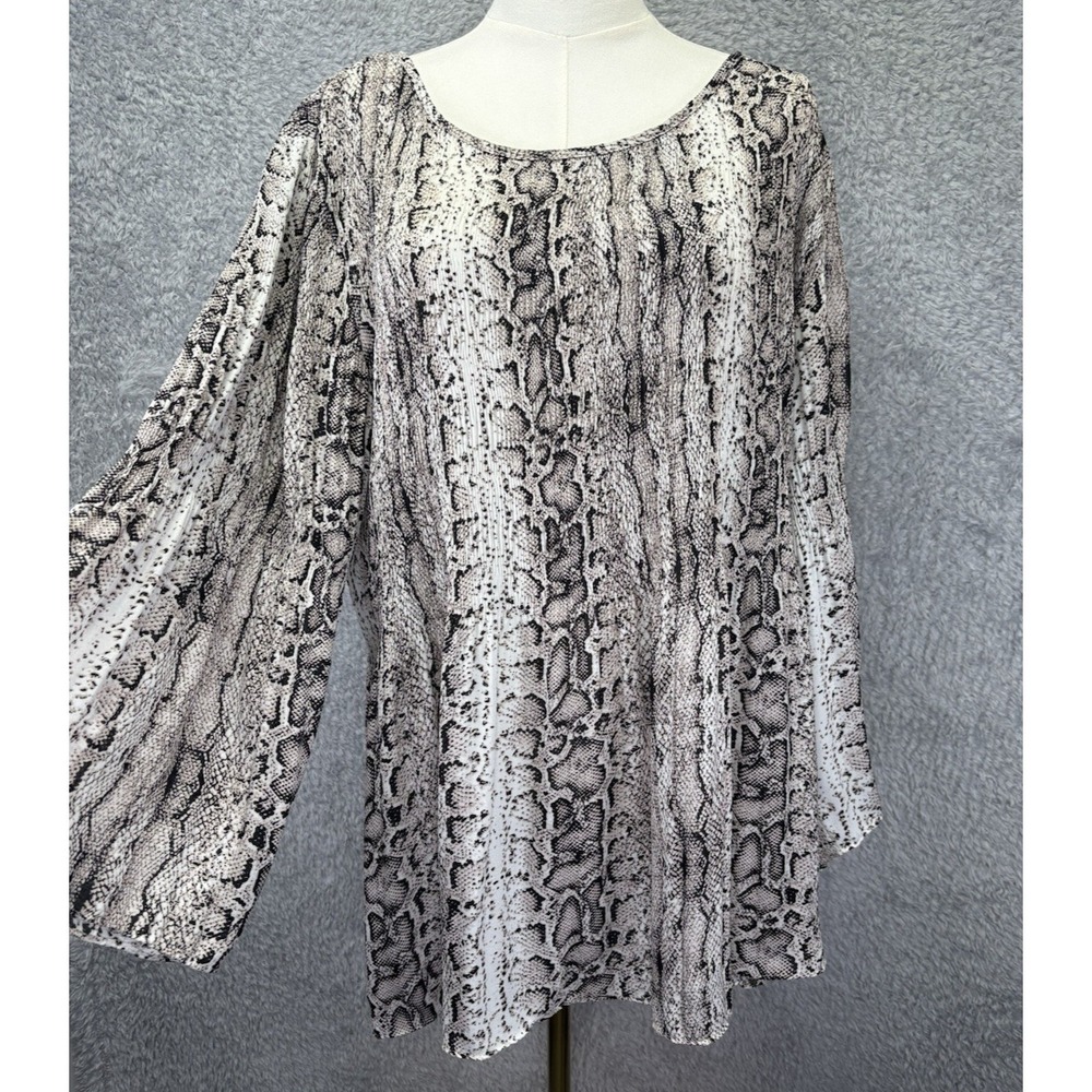 Floral & Ivy Womens 3X Snakeskin Print Tunic Top Bell Sleeve Boho Smocked